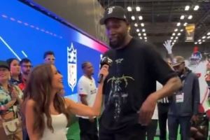 是否会招募威少？杜兰特：交易刚敲定 现在谈这些为时尚早